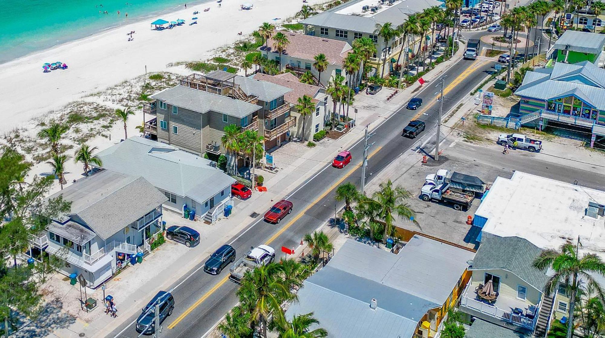 Beach Dreams Resort برادنتون بيتش المظهر الخارجي الصورة